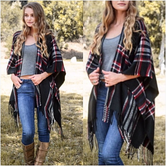 Amazing Plaid Fringe Kimono Poncho Scarf Wrap O/S - Picture 2 of 8
